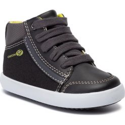 Sneakersy GEOX - B Gisli B. C B941NC 054AU C0802 M Black/Lime. Czarne trampki chłopięce Geox, bez wzorów, ze skóry ekologicznej, bez zapięcia. W wyprzedaży za 129,00 zł.