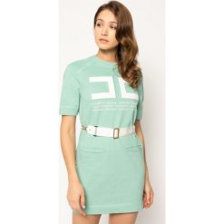 Sukienka codzienna Elisabetta Franchi AB-146-01E2-V349. Białe sukienki damskie Elisabetta Franchi, na co dzień, bez wzorów, z bawełny, bez kołnierzyka, bez rękawów, proste. W wyprzedaży za 1279,00 zł.