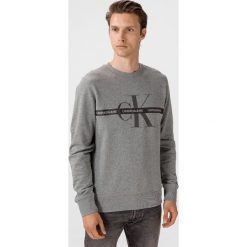 Calvin Klein Monogram Bluza Szary. Szare bluzy męskie Calvin Klein, xxl, z haftami, z bawełny, bez kołnierzyka, bez rękawów, bez kaptura. Za 445,95 zł.