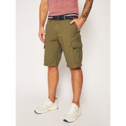 Szorty materiałowe TOMMY HILFIGER John MW0MW13784. Brązowe spodenki i szorty męskie TOMMY HILFIGER, m, bez wzorów, z tkaniny. Za 399,00 zł.