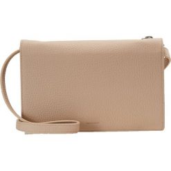 AllSaints FETCH CHAIN WALLET Torba na ramię natural. Czerwone torebki klasyczne damskie AllSaints. Za 789,00 zł.