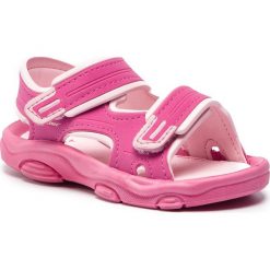 Sandały RIDER - Rs 2 IV Baby 82514 Pink 22521. Różowe sandały dziewczęce Rider, z tworzywa sztucznego, bez zapięcia. W wyprzedaży za 79,00 zł.