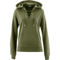 Bluza z kapturem i sznurowaniem bonprix ciemnooliwkowy. Zielone bluzy z kapturem damskie bonprix. Za 59,99 zł.