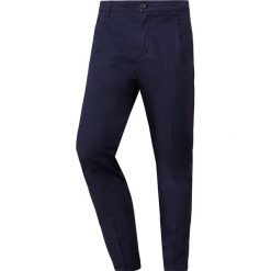 Chinosy męskie: CC COLLECTION CORNELIANI PANT Chinosy blue