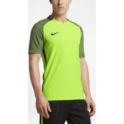 Nike Koszulka męska Nike Strike Top SS S zielona r. L (725868 336). Zielone t-shirty męskie Nike, l. Za 219,97 zł.