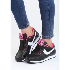 Czarne Buty Sportowe Play. Pomarańczowe buty sportowe damskie marki Born2be, z materiału. Za 69,99 zł.