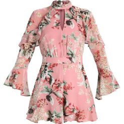 Kombinezony damskie: Forever New PETAL RUFFLE PLAYSUIT Kombinezon pink based