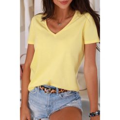 T-shirt damski LOLENA YELLOW. Żółte bluzki damskie IVET, bez wzorów, bez kołnierzyka. W wyprzedaży za 29,00 zł.