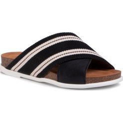Klapki UNISA - Chivas Nf Black. Czarne klapki damskie Unisa, bez wzorów, ze skóry, bez obcasa. Za 299,00 zł.