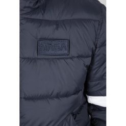 Kurtka zimowa bomberka Nasa Alpha Industries 198121-07 - niebieski. Niebieskie kurtki męskie Alpha Industries, na zimę, m, bez wzorów, bez kaptura. Za 714,99 zł.