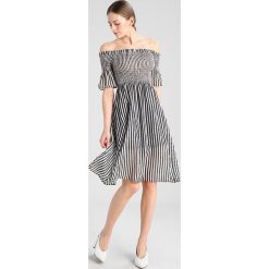 Sukienki hiszpanki: New Look PRINT SHIRR BARDOT MIDI DRESS Sukienka letnia black