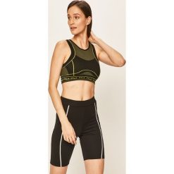 Fila - Biustonosz. Czarne biustonosze sportowe damskie Fila, s, bez wzorów, z elastanu. Za 259,90 zł.