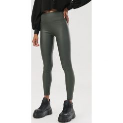 Ciemnozielone Legginsy Draven. Zielone legginsy damskie Born2be, s, bez wzorów. Za 49,99 zł.