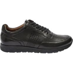 Skórzane sneakersy "Salerno" w kolorze czarnym. Czarne sneakersy męskie TBS, bez wzorów, na sznurówki. W wyprzedaży za 149,95 zł.