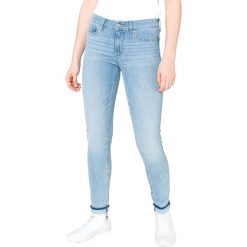 Levi's 711 Dżinsy Niebieski. Niebieskie jeansy damskie Levi's®, s, bez wzorów, z elastanu. Za 516,95 zł.