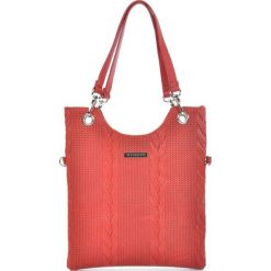 Mangotti torebka SS19 MG 877 czerwona. Czerwone torebki klasyczne damskie Mangotti, w paski, ze skóry, eleganckie, na ramię, bez dodatków. Za 659,00 zł.