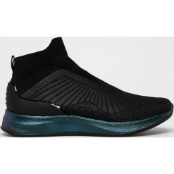 Tamaris - Buty. Czarne buty sportowe damskie Tamaris, bez wzorów, z gumy, sportowe. W wyprzedaży za 239,90 zł.