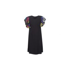 Sukienki krótkie Desigual CRISBELL. Czarne sukienki damskie Desigual, s, bez wzorów, bez kołnierzyka, z krótkim rękawem, krótkie, mini. Za 309,00 zł.
