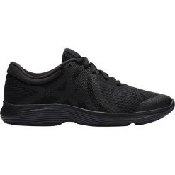 BUTY NIKE REVOLUTION 4 (GS). Czarne buty dziewczęce sportowe Nike, na lato, bez wzorów, z materiału, bez zapięcia, nike revolution. Za 149,99 zł.