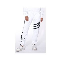 Spodnie dresowe damskie: WHITE SWEATPANTS „LUCK IS ON MY SIDE”