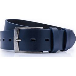 Granatowy męski pasek do jeansów P40. Niebieskie paski męskie Modini Moda Męska, w paski, z jeansu, eleganckie. W wyprzedaży za 71,10 zł.