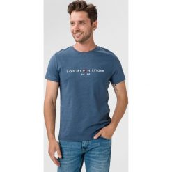 Tommy Hilfiger Koszulka Niebieski. Niebieskie podkoszulki męskie TOMMY HILFIGER, m, z haftami, z bawełny, bez kołnierzyka, krótkie. Za 187,95 zł.