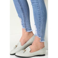 Szare Mokasyny Ask Me Why. Szare mokasyny damskie vices, na płaskiej podeszwie. Za 49,99 zł.