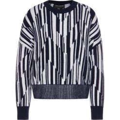Sweter Sportmax Code Uscio 73660195. Niebieskie swetry damskie Sportmax Code, m, bez wzorów, z elastanu, klasyczne, bez rękawów, bez kaptura. W wyprzedaży za 559,00 zł.