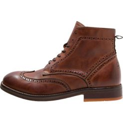 Buty zimowe męskie: H by Hudson ANDERSON Botki sznurowane tan