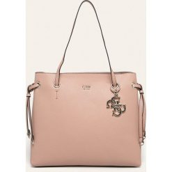 Guess Jeans - Torebka. Czarne torby damskie na zakupy Guess Jeans, z aplikacjami, z bawełny, na ramię, duże, bez dodatków. W wyprzedaży za 429,90 zł.