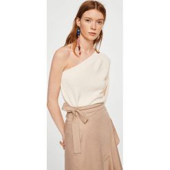 Swetry klasyczne damskie: Mango – Sweter Level
