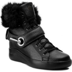 Sneakersy FABI - FD4983 Nero. Czarne półbuty damskie Fabi, ze skóry. W wyprzedaży za 1209,00 zł.