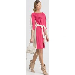 SUKIENKA Elisabetta Franchi. Białe sukienki damskie Elisabetta Franchi, na co dzień, w paski, z okrągłym kołnierzem, bez rękawów, mini, proste. Za 850,00 zł.