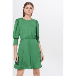 Sukienka mini - Zielony. Zielone sukienki damskie Mohito, mini. Za 159,99 zł.