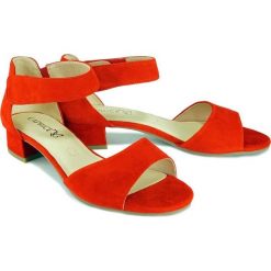 CAPRICE 28212-24 524 red suede, sandały damskie. Czerwone sandały damskie Caprice, z gumy. Za 229,90 zł.