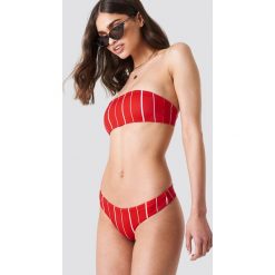 Kristin Sundberg for NA-KD Dół bikini stringi KS - Red. Czerwone bikini Kristin Sundberg for NA-KD, bez wzorów. Za 40,95 zł.