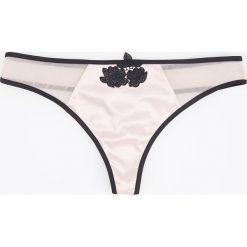 Satynowe stringi - Beżowy. Brązowe stringi damskie Reserved, s, bez wzorów, z satyny. Za 29,99 zł.