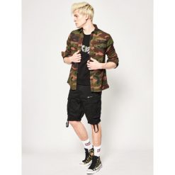 Koszula Superdry Core Military Patched M4010023A. Zielone koszule męskie Superdry, m, bez wzorów, z elastanu, casualowe, bez kołnierzyka, bez rękawów. W wyprzedaży za 239,00 zł.