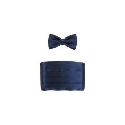 Granatowy pas smokingowy z muchą szeroką. Niebieskie muszki męskie Modini Moda Męska, na co dzień, bez wzorów, z poliesteru, eleganckie. Za 99,00 zł.