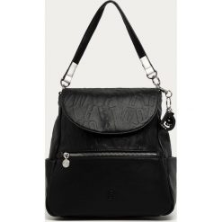 Desigual - Plecak. Czarne plecaki damskie Desigual, bez wzorów, z bawełny, eleganckie. Za 359,90 zł.