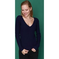 Swetry klasyczne damskie: Sweter w kolorze granatowym
