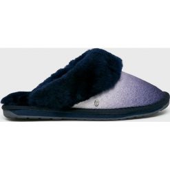 Emu Australia - Kapcie Jolie Wool. Niebieskie kapcie damskie EMU Australia, z wełny. W wyprzedaży za 279,90 zł.
