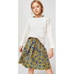 Mango Kids - Spódnica dziecięca Pascu 110-152 cm. Szare spódniczki dziewczęce marki Mango Kids, z bawełny, z podwyższonym stanem, midi, rozkloszowane. W wyprzedaży za 49,90 zł.