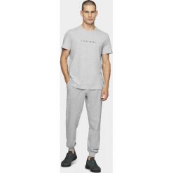 T-shirt męski TSM607 - chłodny jasny szary melanż - Outhorn. Szare koszulki męskie Outhorn, m, bez wzorów, bez kołnierzyka. Za 39,99 zł.