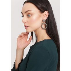 Złoto-Czarne Kolczyki Back 2 U. Żółte kolczyki damskie marki other, z cyrkonią, złote. Za 29,99 zł.