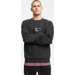 Bluza męska TSML261 - ciemny szary. Szare bluzy męskie marki 4f, m, bez wzorów, z dzianiny, bez kołnierzyka, bez rękawów, bez kaptura. W wyprzedaży za 79,99 zł.