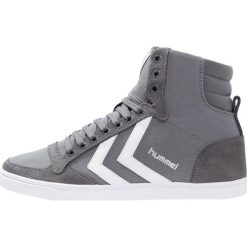 Hummel SLIMMER STADIL Tenisówki i Trampki wysokie castle rock/white. Szare tenisówki damskie Hummel, ze skóry. Za 299,00 zł.