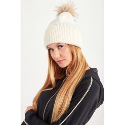 CZAPKA PIER WEEKEND MAX MARA. Czapki damskie Weekend Max Mara, bez wzorów. Za 519,00 zł.