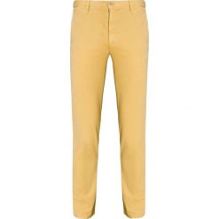 Spodnie ALBERTO ROB – DS BROKEN TWILL. Żółte spodnie męskie Alberto, na co dzień, bez wzorów, z tkaniny. W wyprzedaży za 392,00 zł.