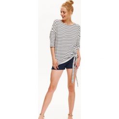 Bluzy rozpinane damskie: BLUZA DAMSKA Z MODNYM WIĄZANIEM W PASKI